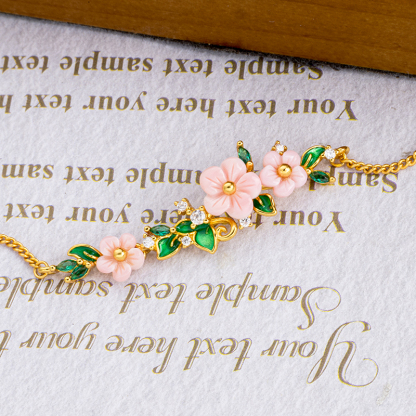 Natural Queen Conch Bracelet - Floral Leaf Engraved Girl's