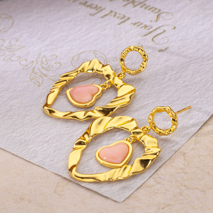 Textured Double Heart Stud Earrings | Natural Queen Conch