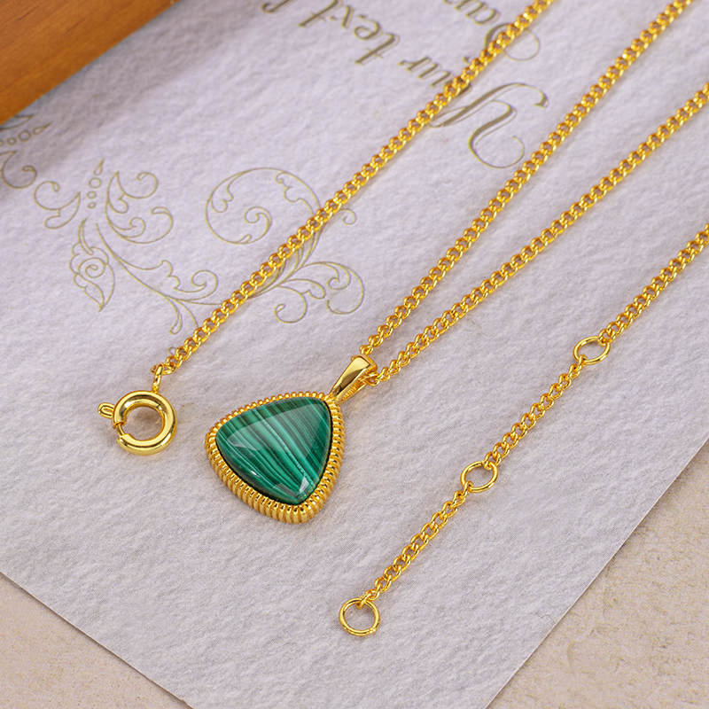 Natural Malachite Triangular Chic Minimalist Choker Necklace
