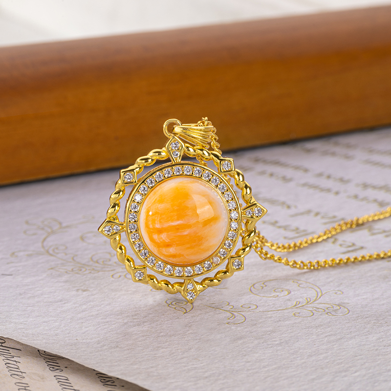 Natural Spiny Oyster French Royal Necklace - Elegant Choker