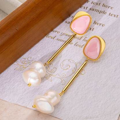Queen Conch & Baroque Pearl Drop Earrings - Luxury Fringe Design