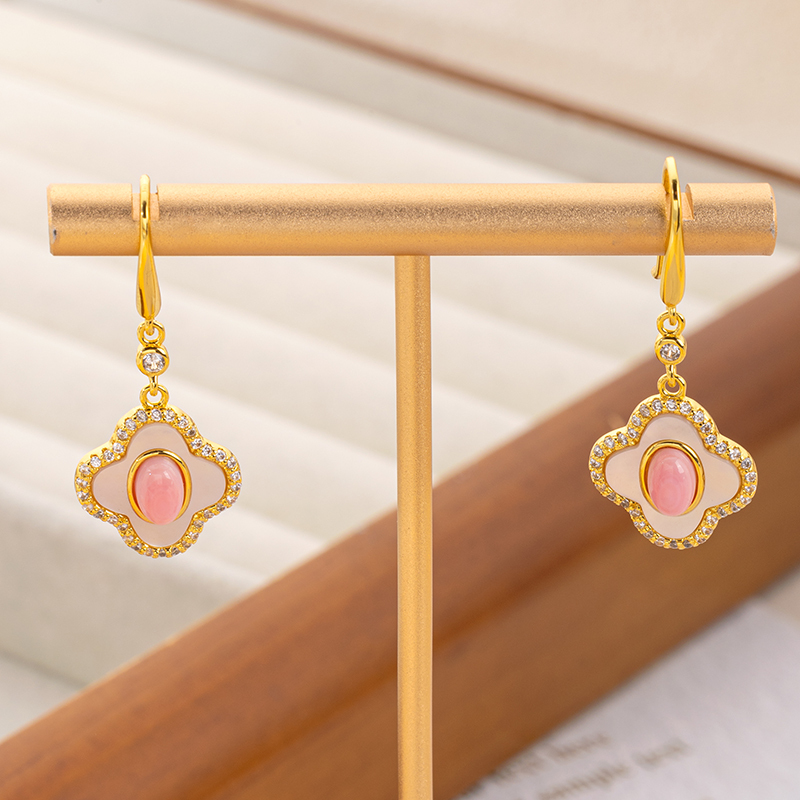 Oval Clover Hook Earrings: Pink Queen Conch & White MOP