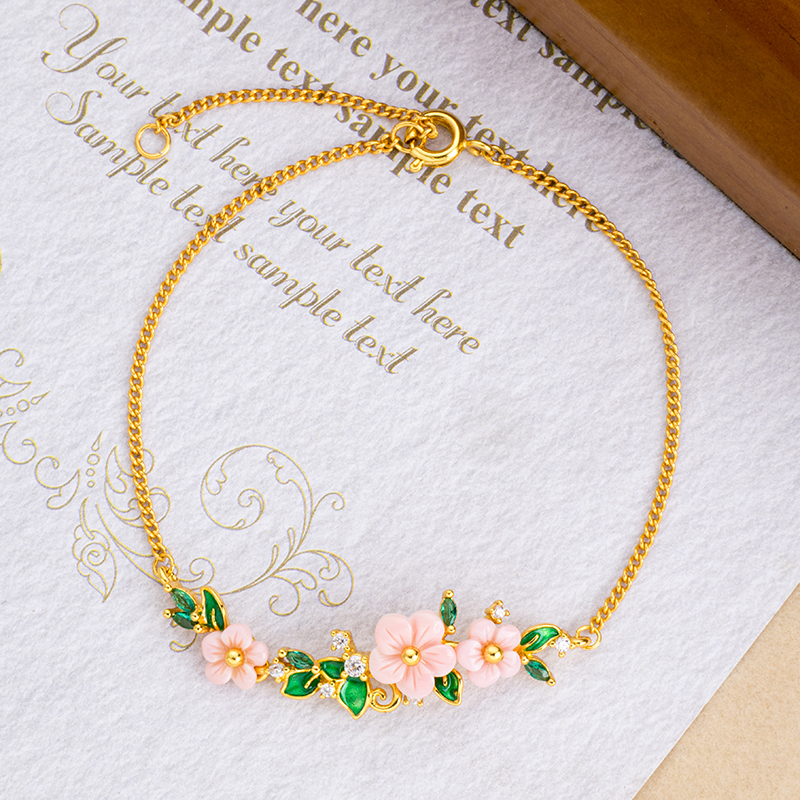 Natural Queen Conch Bracelet - Floral Leaf Engraved Girl's