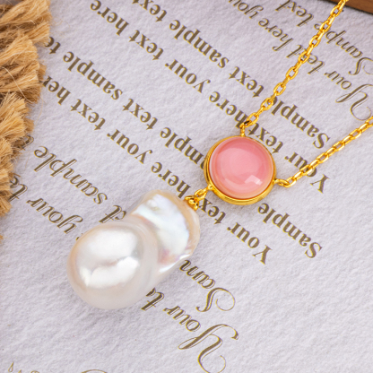 Luxury Baroque Pearl & Queen Conch Necklace