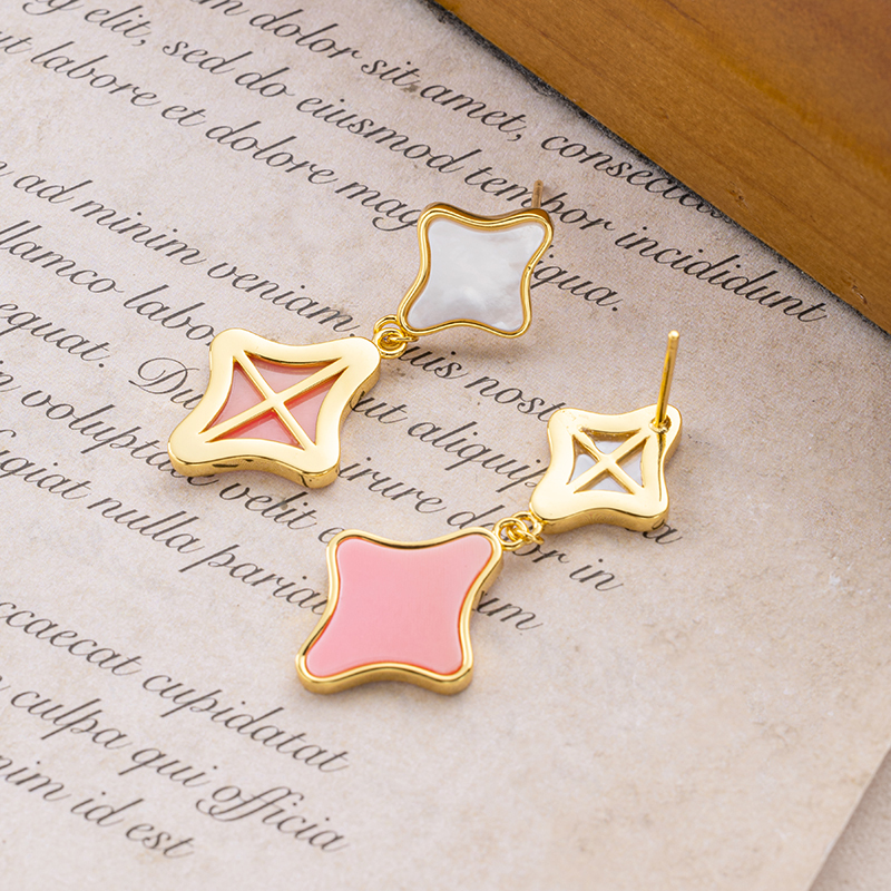 Modern Clover Drop Earrings - Deep-Sea White MOP & Queen Conch, Effortless Elegance