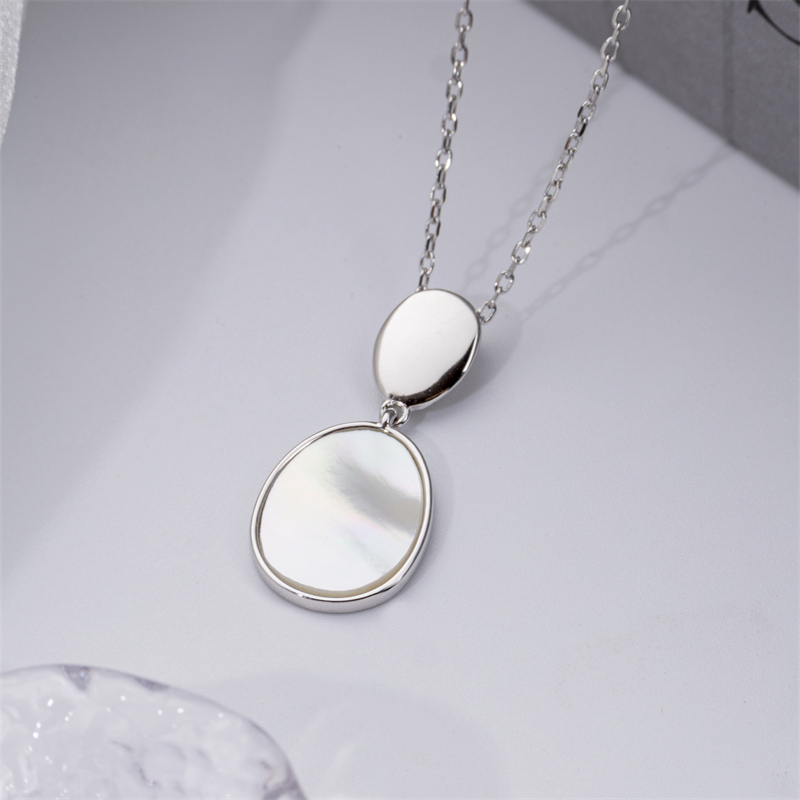 Minimalist Elegant .925 Silver Oval Necklace