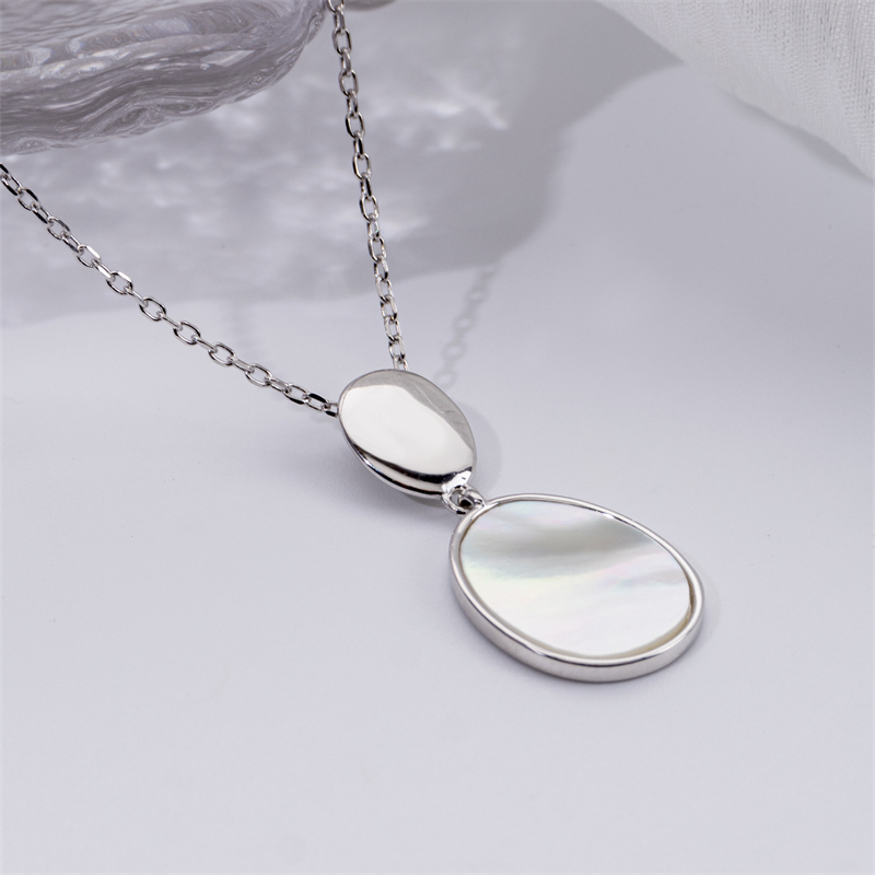 Minimalist Elegant .925 Silver Oval Necklace