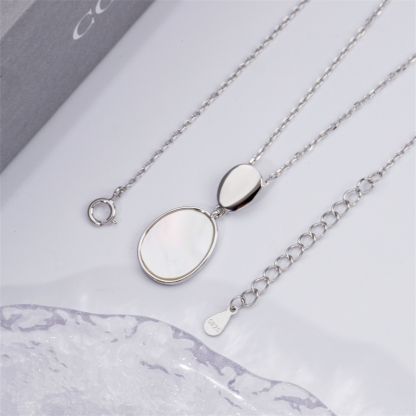 Minimalist Elegant .925 Silver Oval Necklace