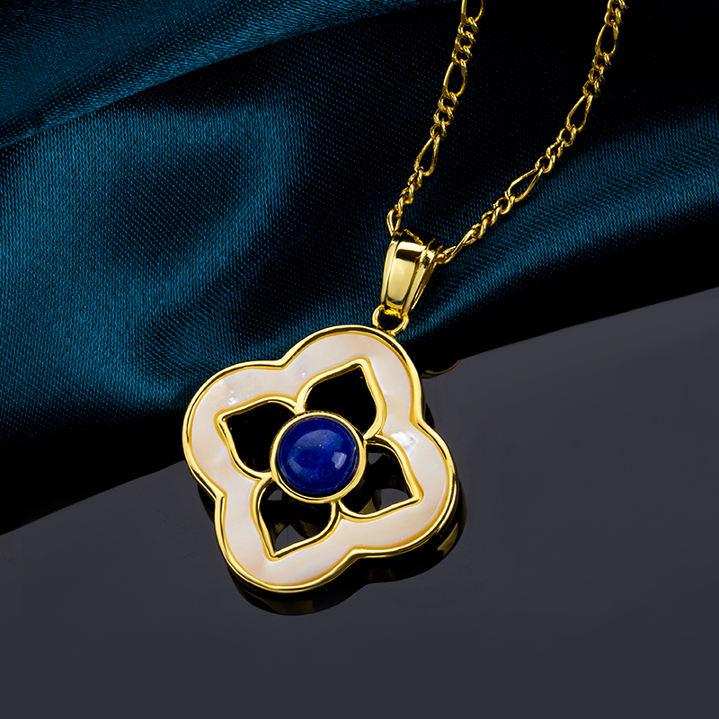 Elegant MOP & Lapis Lazuli Clover Choker | Luxe