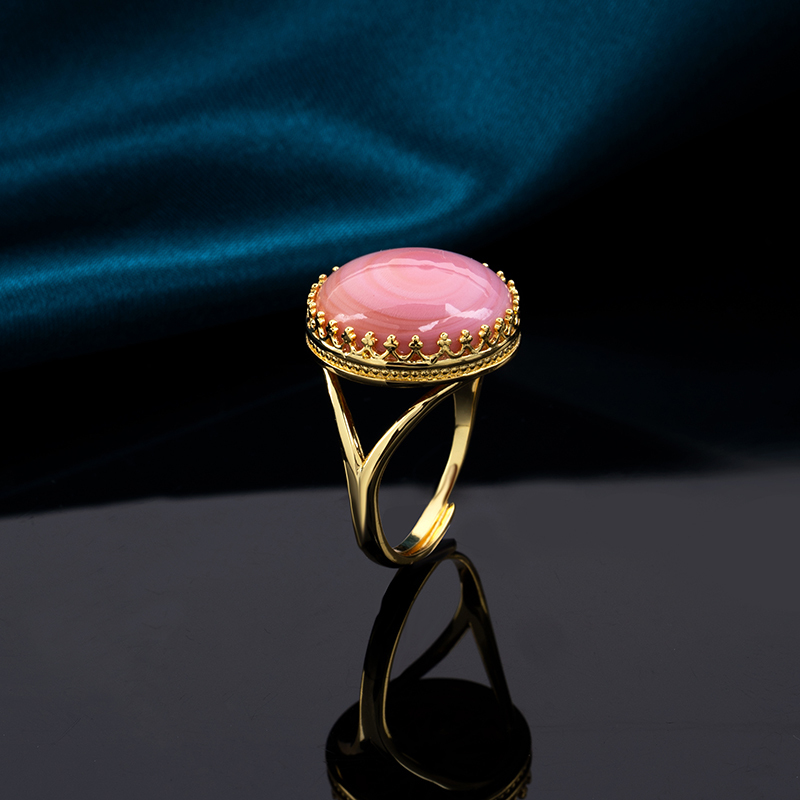 Elegant Queen Conch Crown Ring | Extra Large Round