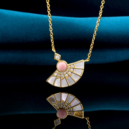 Mother of Pearl & Conch Shell Pendant Necklace | Women's Petite Collarbone Chain