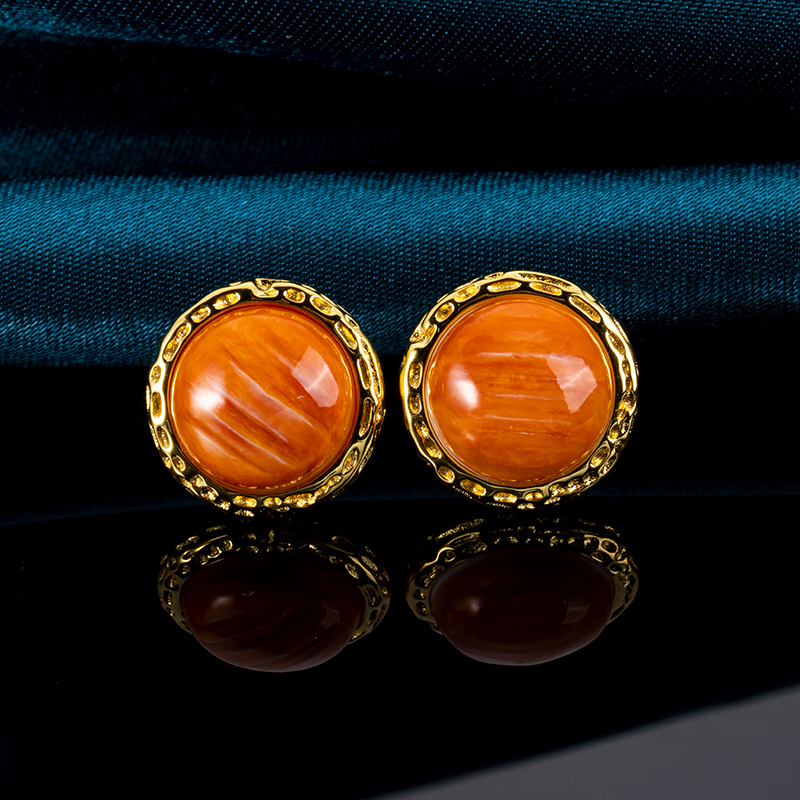Round Hammered Spiny Oyster Earrings – Textured Shell Studs