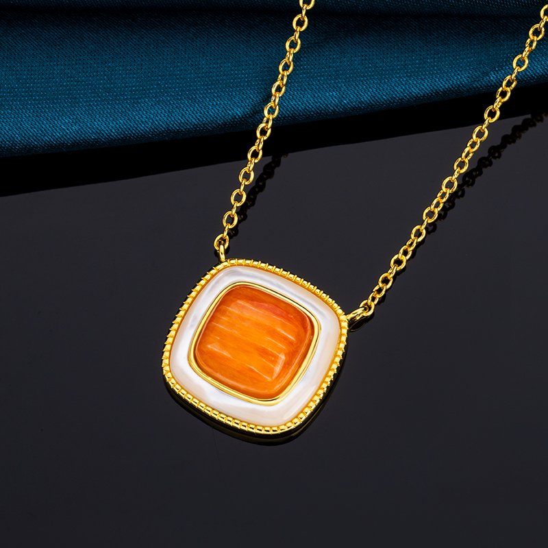Fashion Square Spiny Oyster Necklace – Modern Shell Choker for Women, Geometric Collarbone Chain