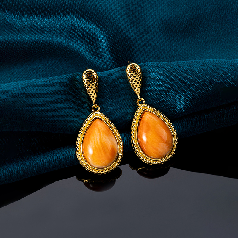 2025 New Arrival: Vintage-Inspired Teardrop Earrings in Natural Spiny Oyster Shell – Exquisite Stud & Drop Styles for Qipao, Hanfu & Cultural Ensembles