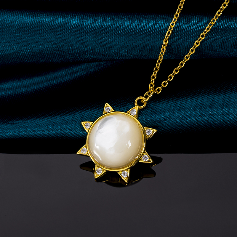 Fashion White Mother Pearl Drop Necklace