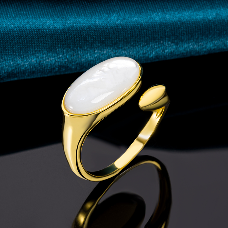 Minimalist Mother-of-Pearl Open Ring Adjustable