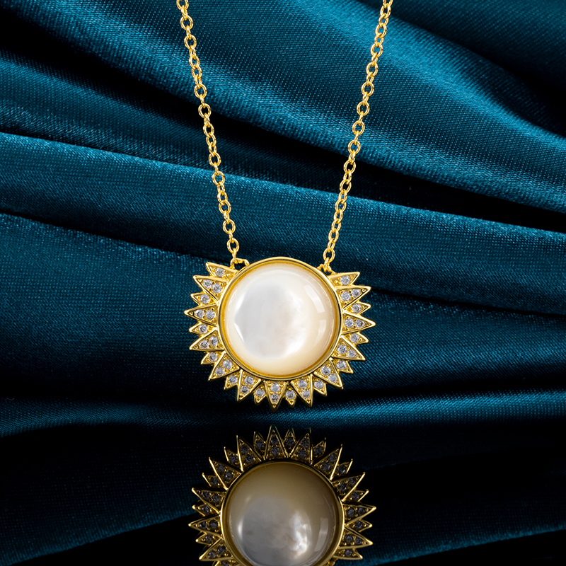 Luminous White Mother of Pearl Sunflower Necklace