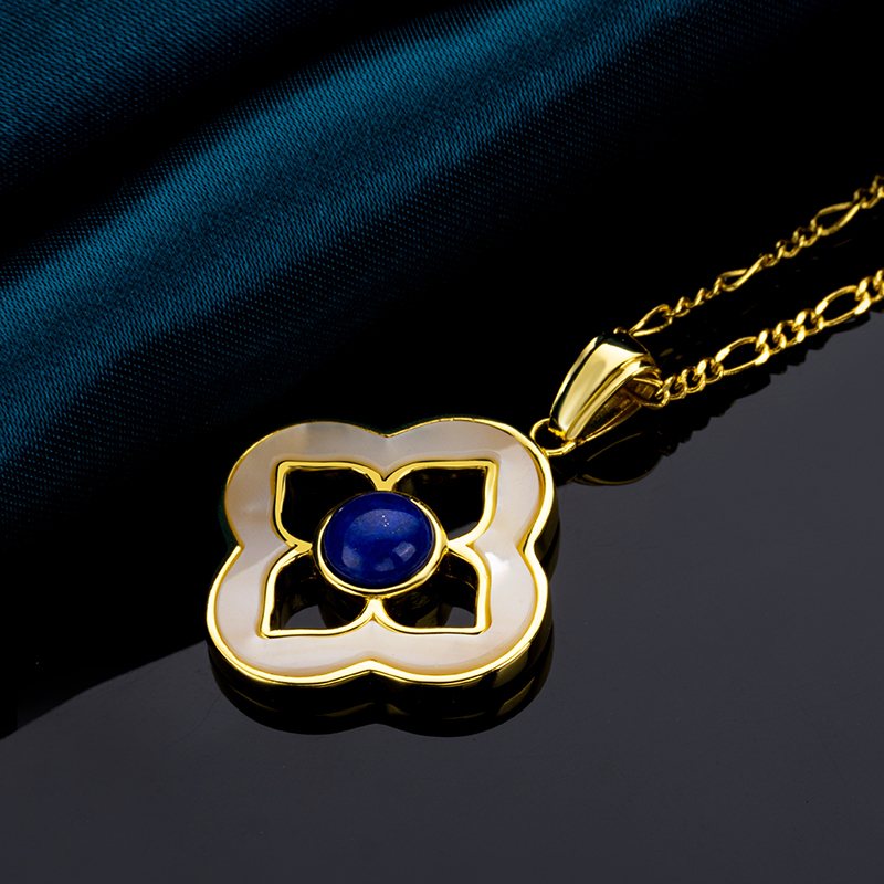 Elegant MOP & Lapis Lazuli Clover Choker | Luxe