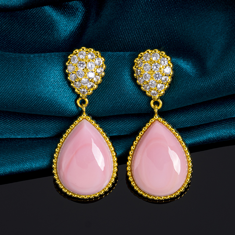 Natural Queen Conch Teardrop Earrings | Pavé Diamonds