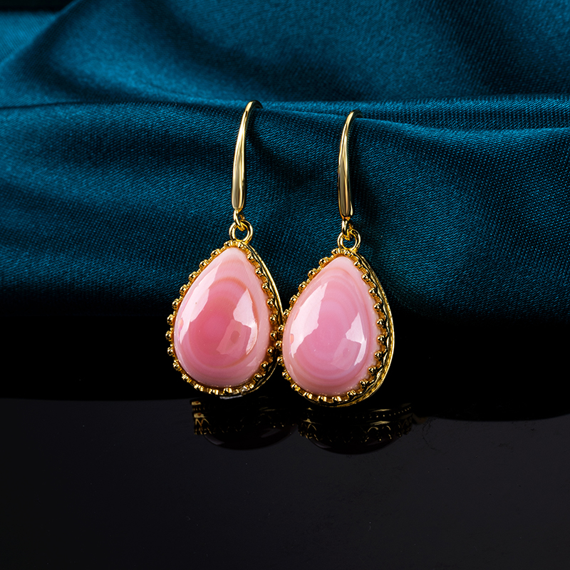 Regal Teardrop Earrings - Queen Conch Crown, Delicate European Hooks