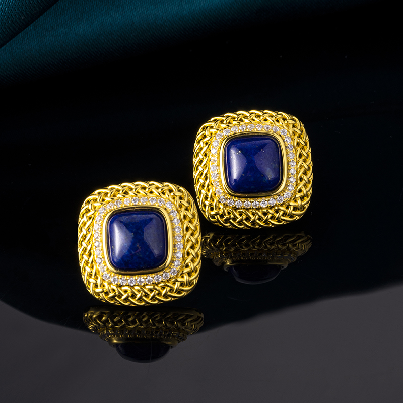 Lapis Lazuli Cube Earrings – Heirloom-Worthy Mesh Design for the Discerning Collector