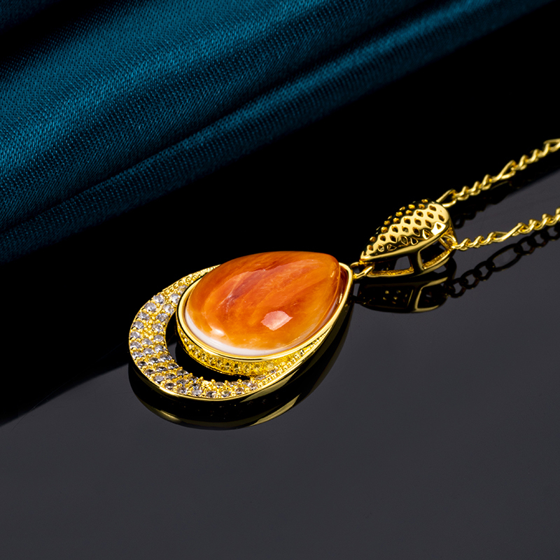 Sunset Orange Teardrop Necklace - Natural Spiny Oyster Shell Collarbone Chain in 18K Gold Plating