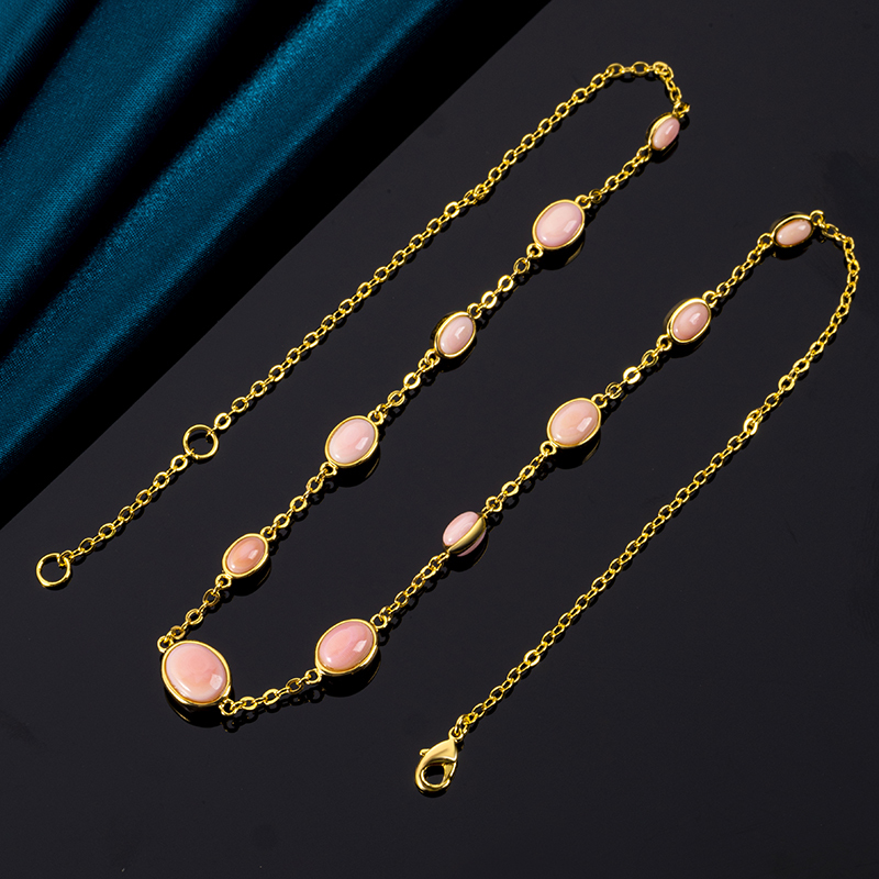 Luxury Natural Queen Conch Shell Necklace