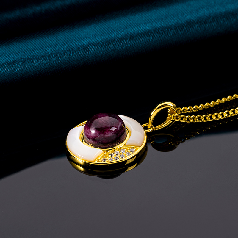 Luxury Elegant Natural Purple Spiny Oyster Round Pendant