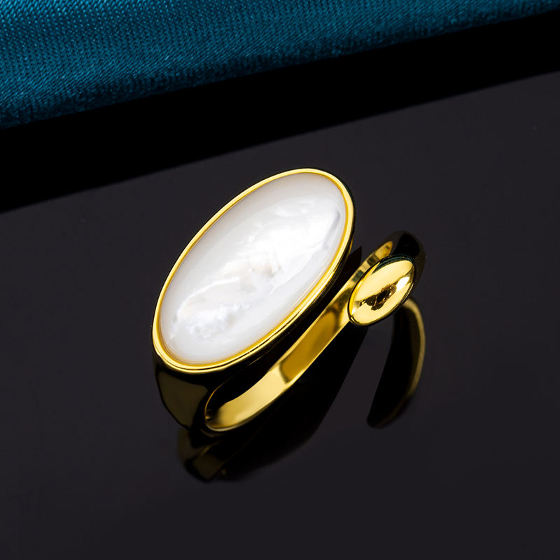 Minimalist Mother-of-Pearl Open Ring Adjustable