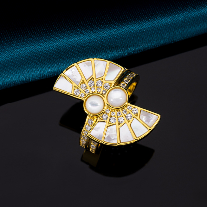 Natural White MOP Fan Ring Elegant