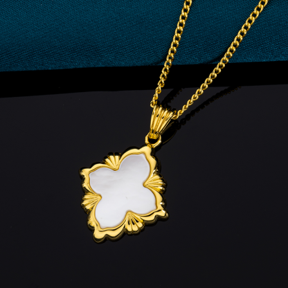 Retro White MOP Four-Leaf Clover Pendant