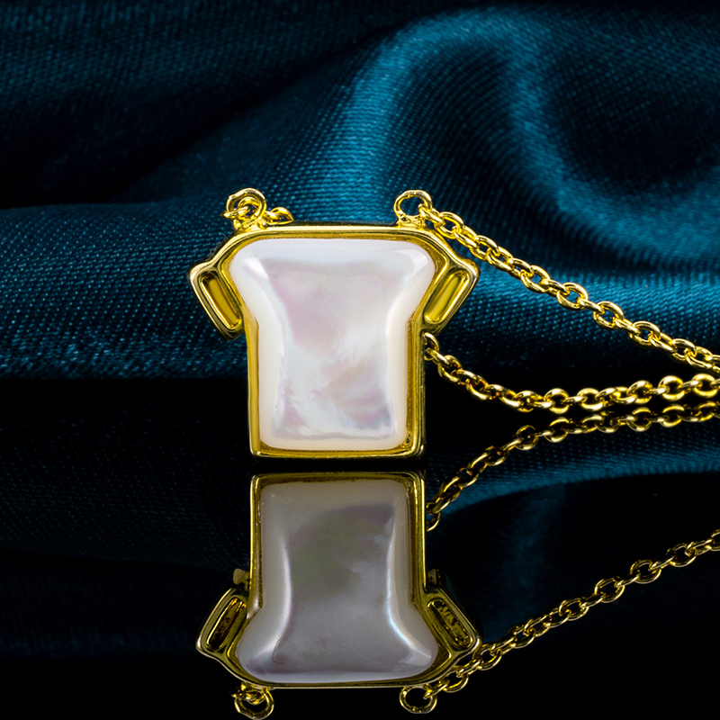 White MOP T-Shirt Shaped Necklace