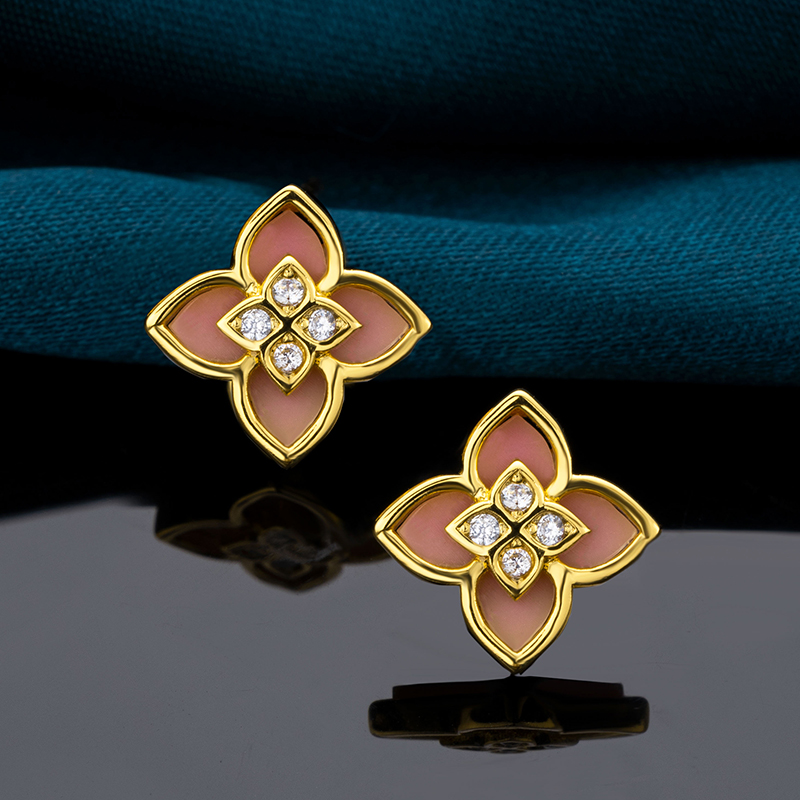 Dainty Queen Conch Clover Earrings: Pink Lucky Studs
