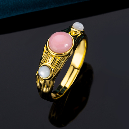 Minimalist Adjustable Ring: Natural Conch & Mother of Pearl