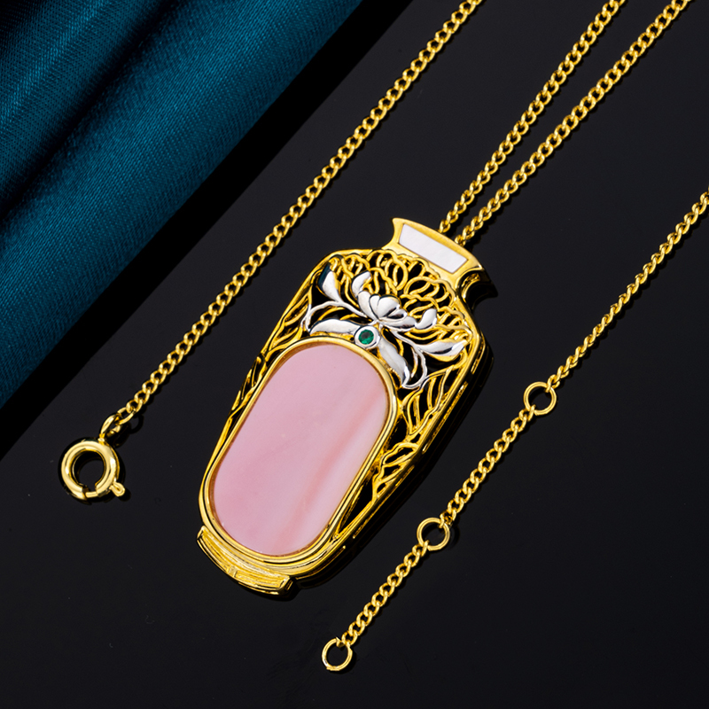 Natural Queen Conch Vase Necklace - Unique Fashion Pendant