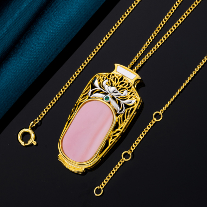 Natural Queen Conch Vase Necklace - Unique Fashion Pendant