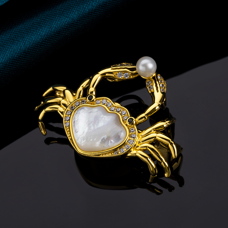 Cute Crab MOP Brooch - Fashionable & Chic