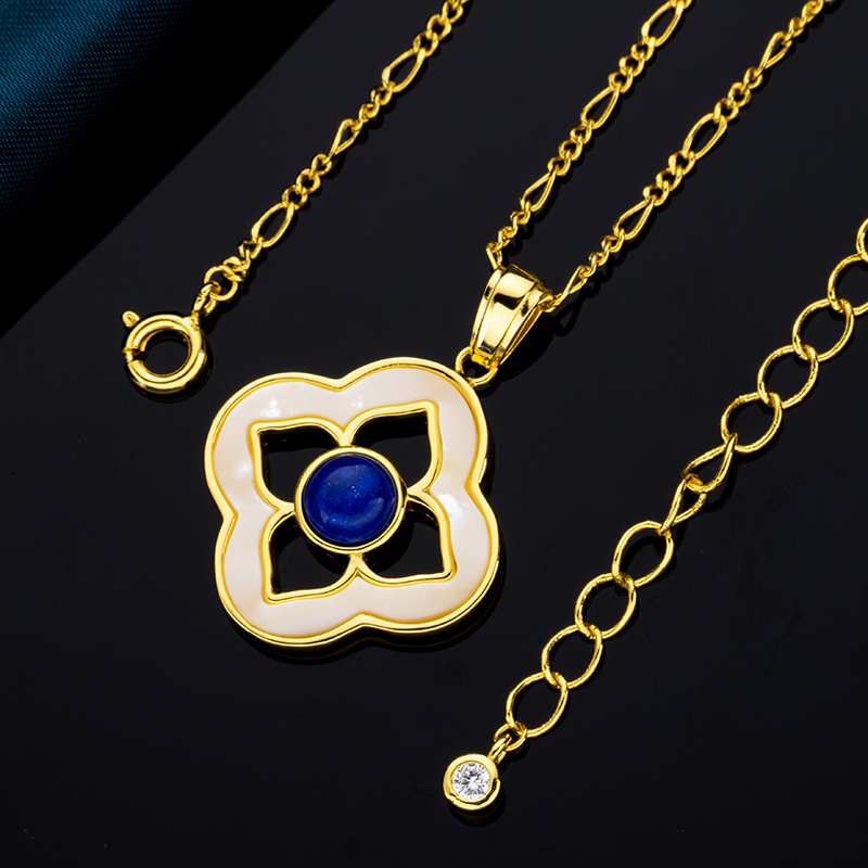 Elegant MOP & Lapis Lazuli Clover Choker | Luxe