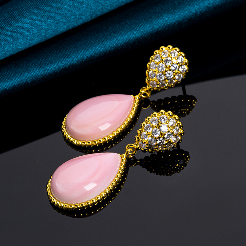 Natural Queen Conch Teardrop Earrings | Pavé Diamonds