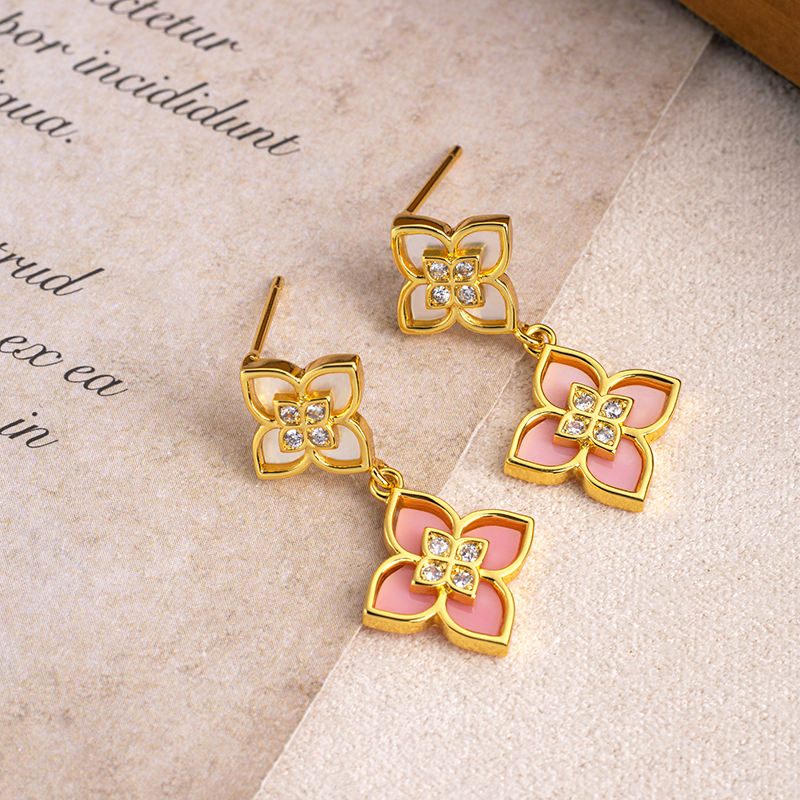 Royal Four-Leaf Earrings: Vintage Gold, Luxe Feminine Drops