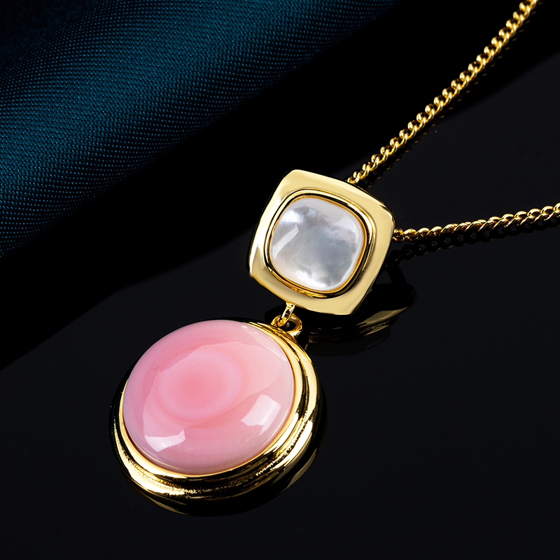 French Baroque Necklace: Round Conch & Square MOP, Luxury pendant