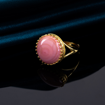 Elegant Queen Conch Crown Ring | Extra Large Round