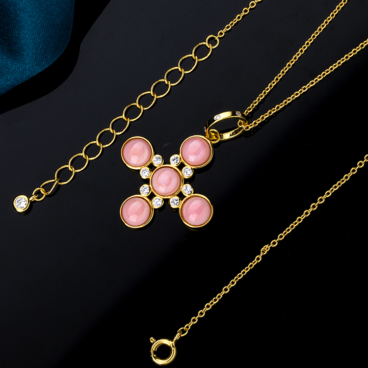 Natural Queen Conch Pink Cross Necklace | Exquisite Unique Pendant