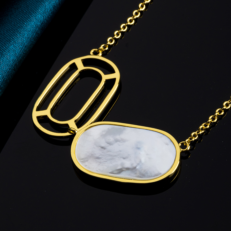 Natural Mother of Pearl Pendant Necklace - Gold Plated Minimalist Jewelry for Daily Elegance