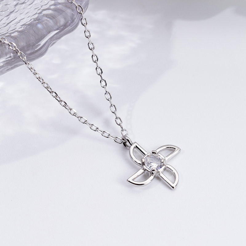 Charming Pinwheel Necklace - Boho Delicate Jewelry