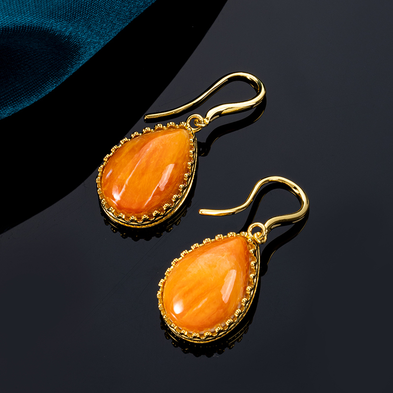 Ethical Boho Teardrop Earrings – Natural Shell Jewelry for Free Spirits