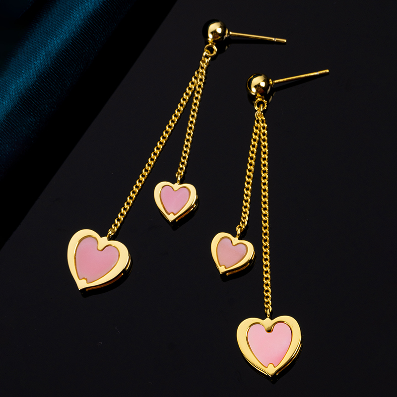 Queen Conch Shell Earrings - Natural Heart Design