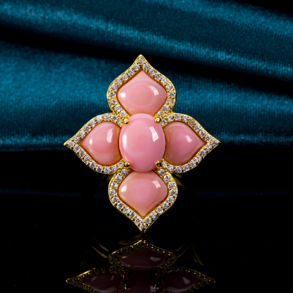 Natural Queen Conch Clover Ring Lucky