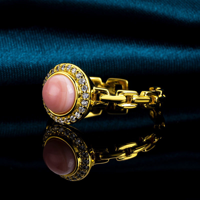 Trendy Adjustable Queen Conch Ring - Round & Elegant