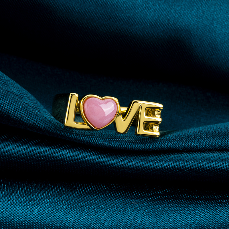 Natural Queen Conch Heart Ring with "Love" Engraved